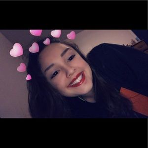 Meet your Posher, Alaina